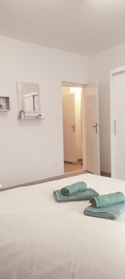 Apartment Seaview Jelsa Racic 외부 사진
